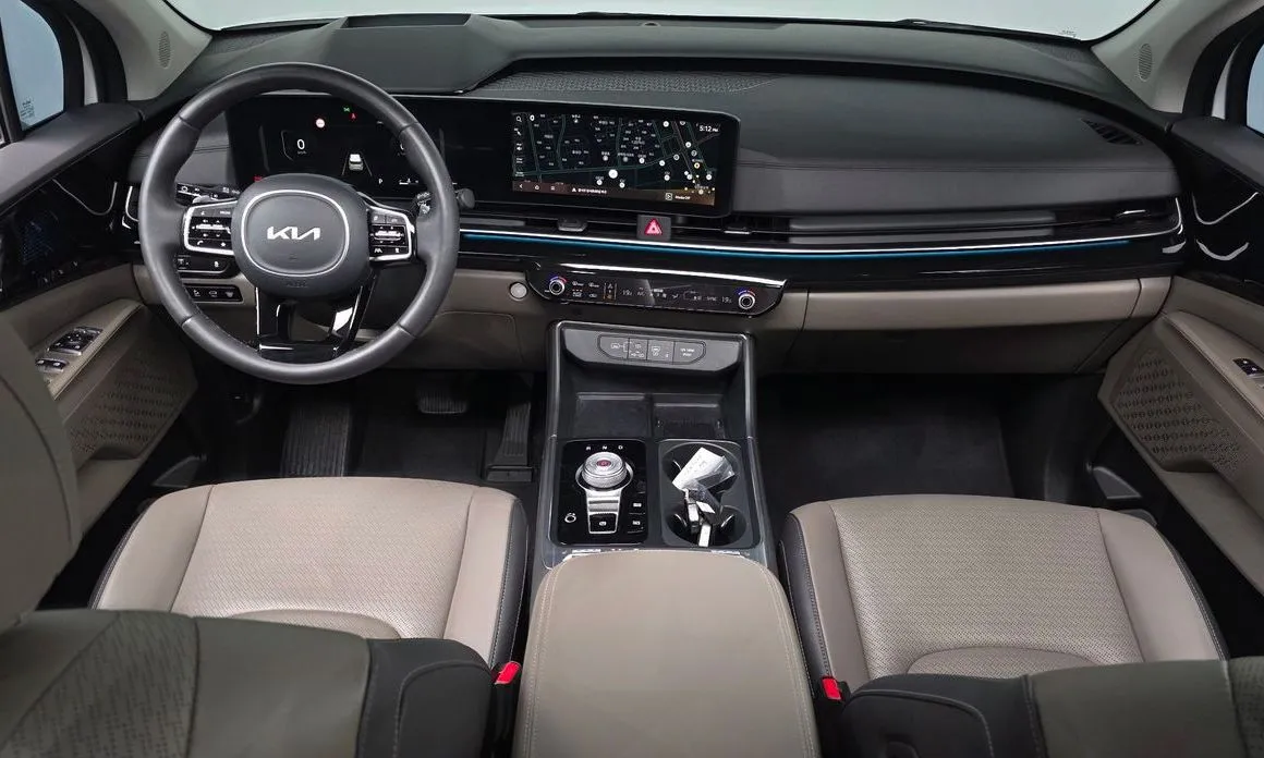 Kia Carnival — фото 10
