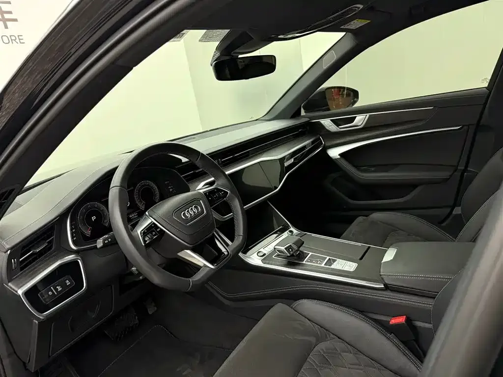 Audi A6L — фото 6