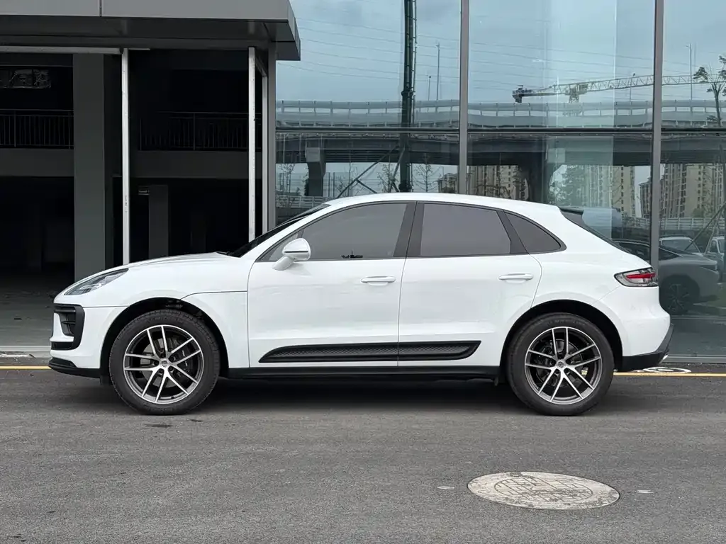 Porsche Macan — фото 6