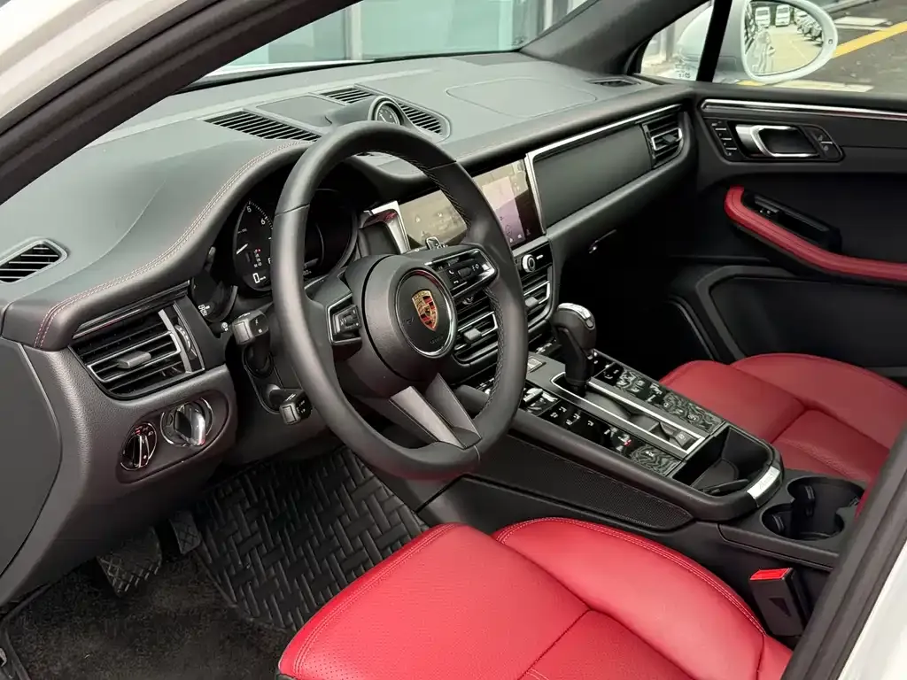 Porsche Macan — фото 10