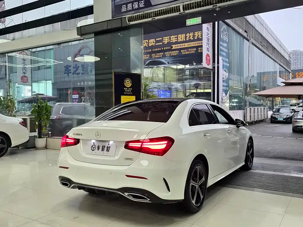 Mercedes-Benz A-Class — фото 10