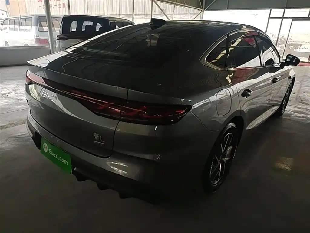 BYD Qin L — фото 7