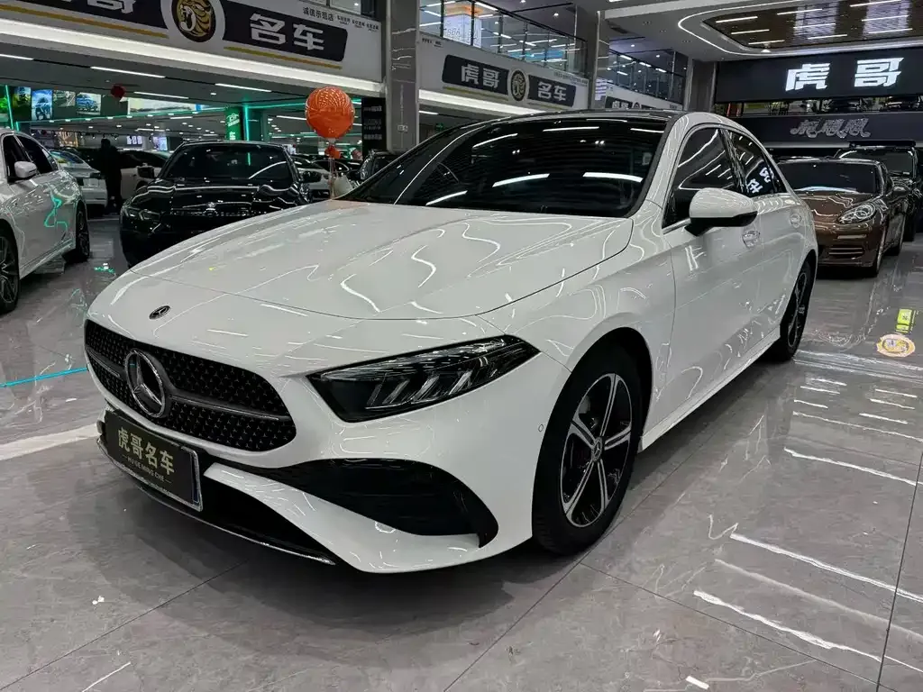 Mercedes-Benz A-Class — фото 1