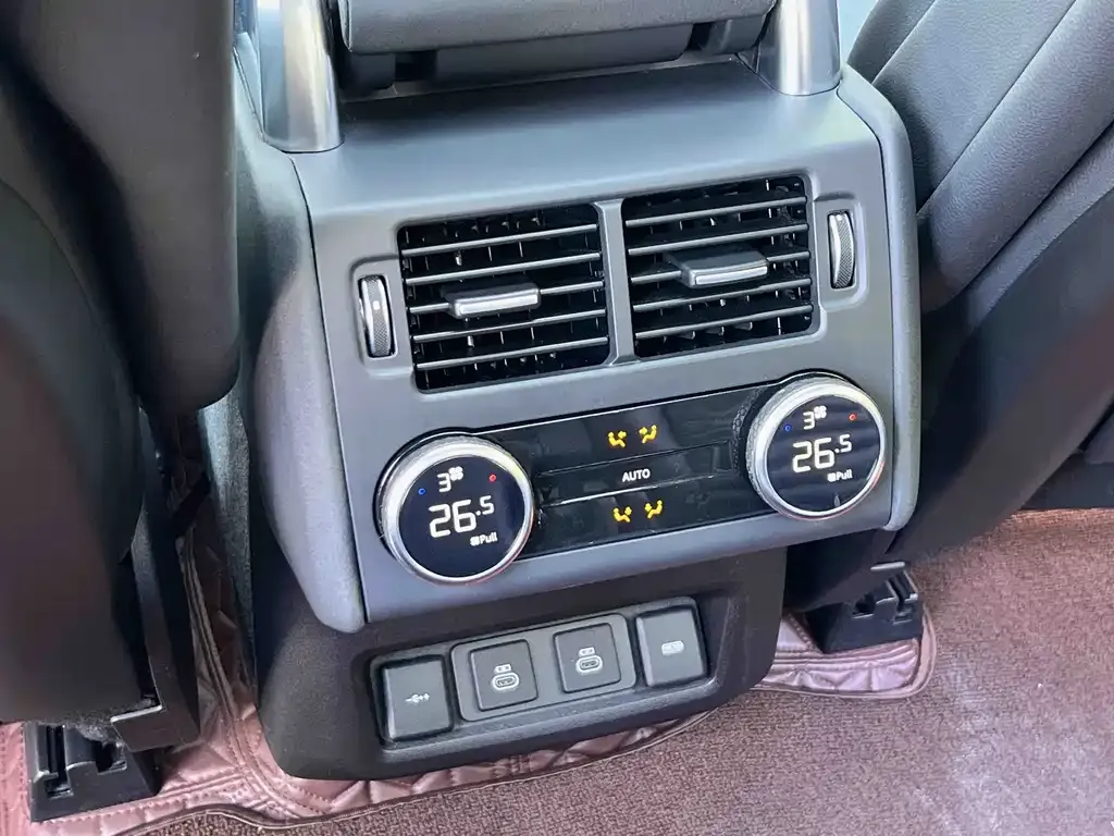 Land Rover Discovery 2022 из CN, фото 6