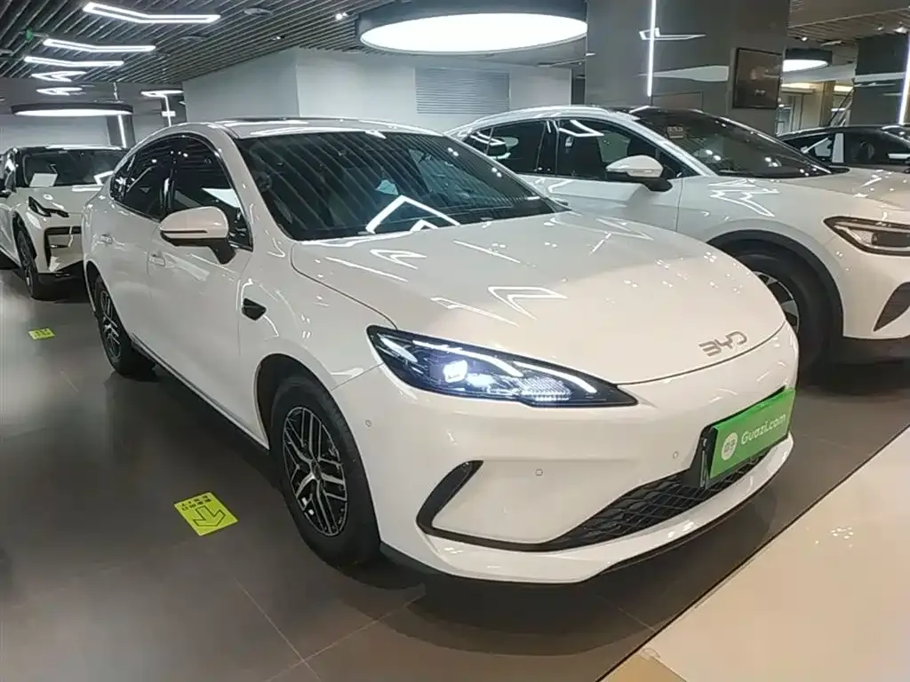 BYD Seal 05 DM-i — фото 3