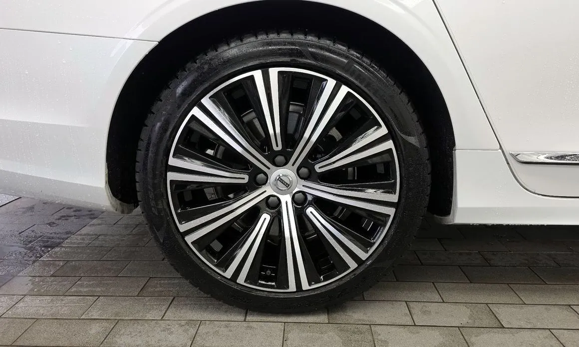 Volvo S90 2024 из KR, фото 7