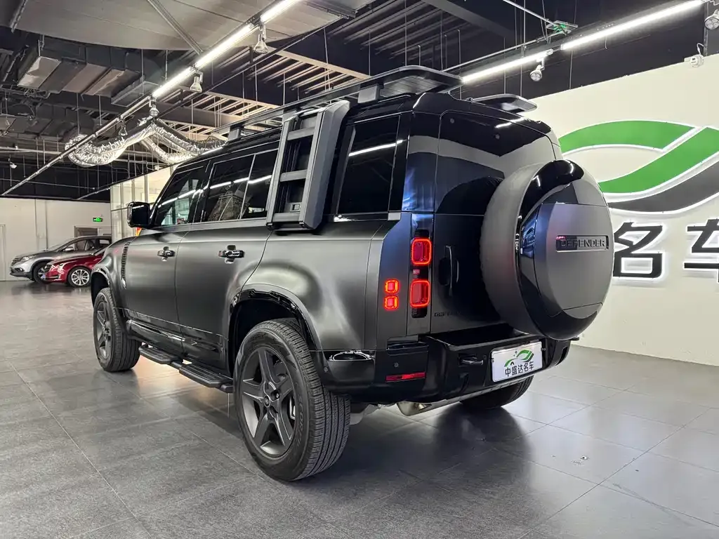 Land Rover Defender — фото 4