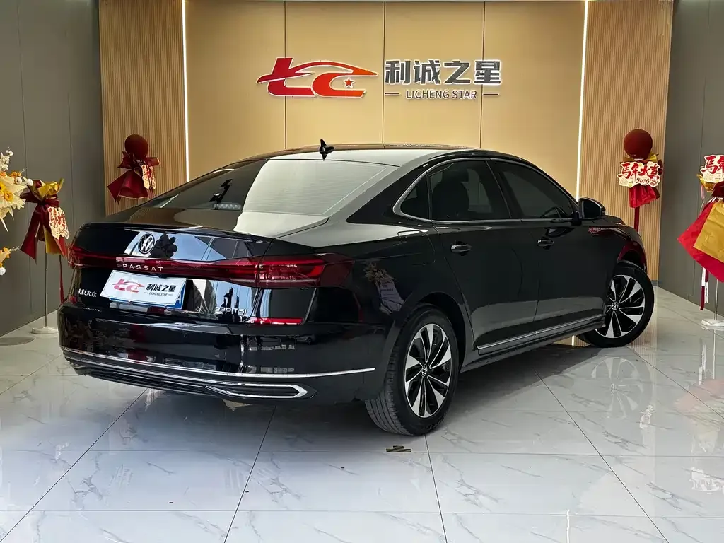 Volkswagen Passat — фото 2