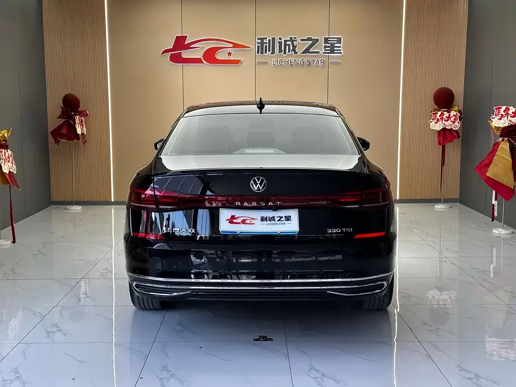Volkswagen Passat — фото 3