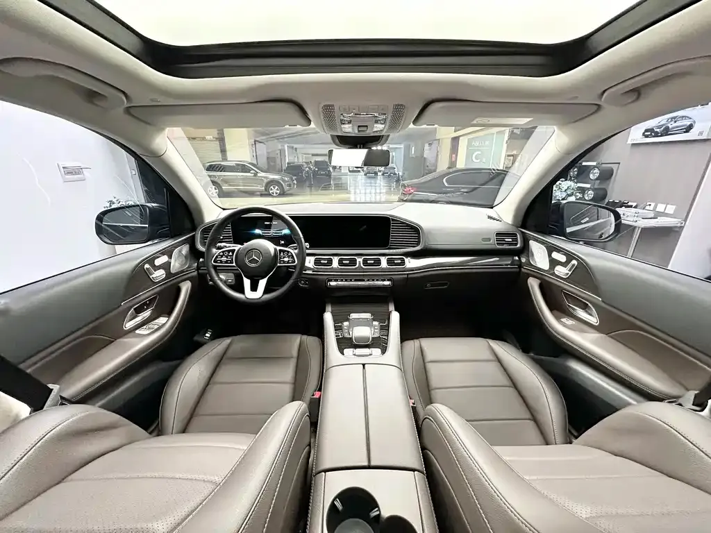 Mercedes-Benz GLE — фото 9