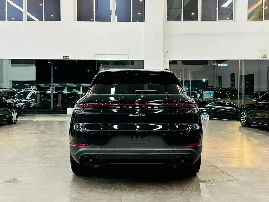 Porsche Cayenne Hybrid — фото 8