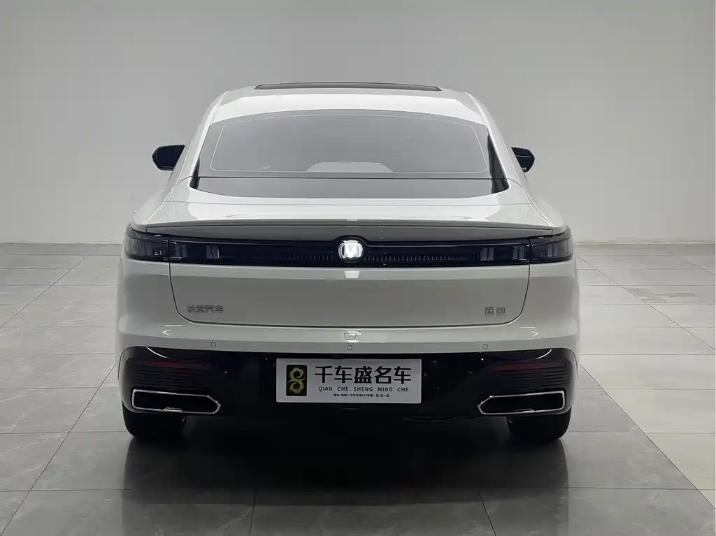 Changan Eado — фото 4