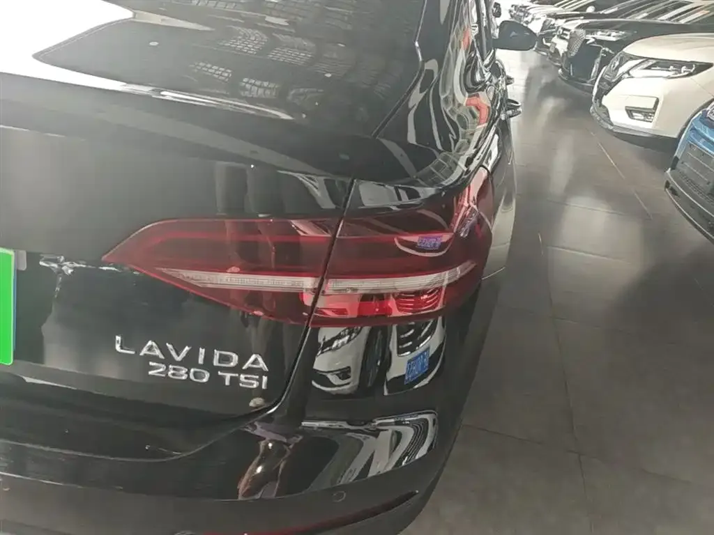 Volkswagen Lavida 2022 из CN, фото 10
