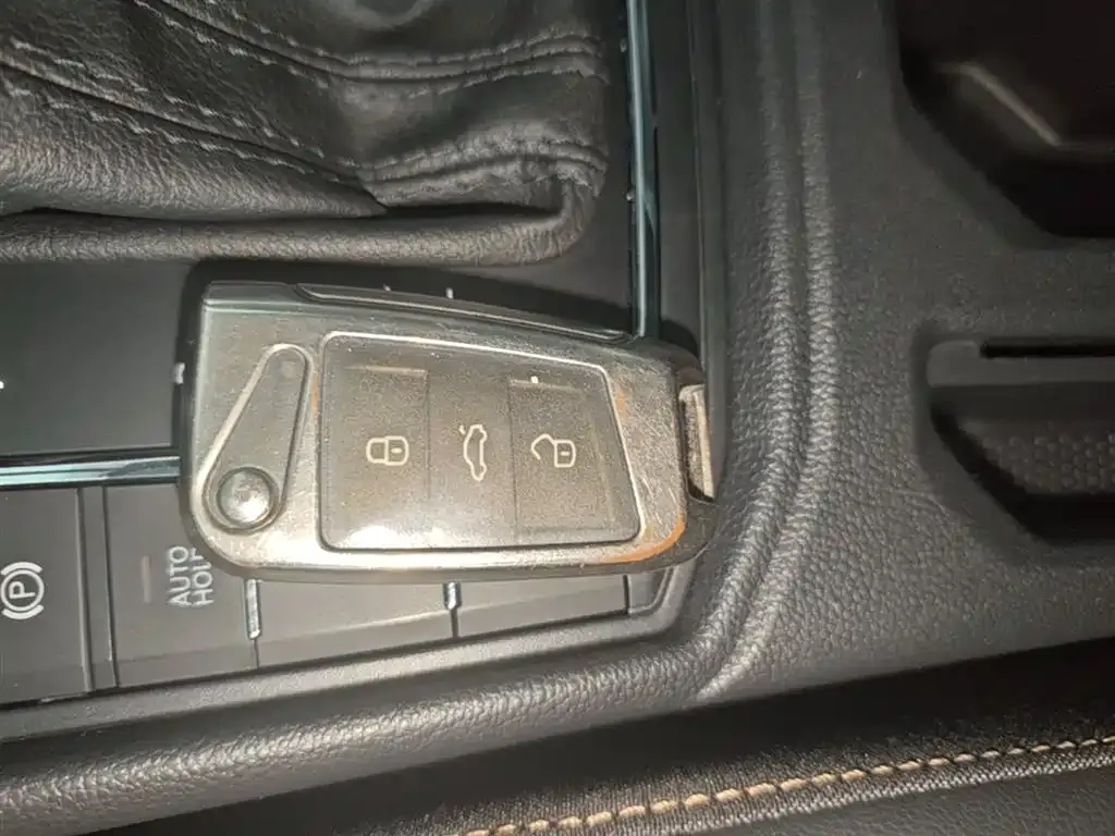 Volkswagen Lavida 2022 из CN, фото 9