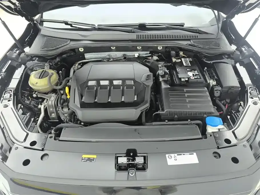 Volkswagen Passat — фото 10