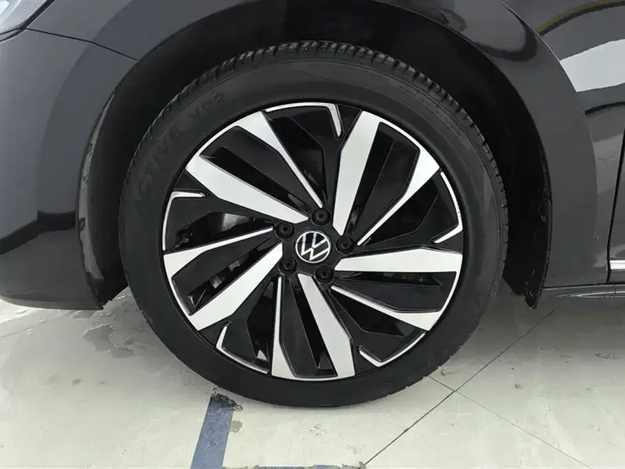 Volkswagen Passat — фото 2