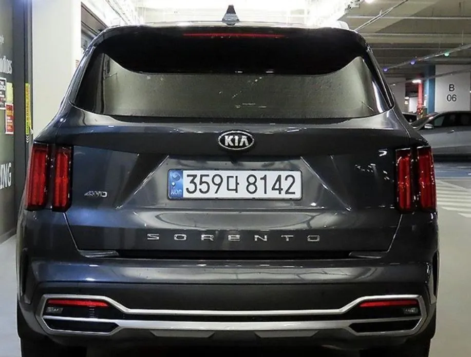 Kia Sorento — фото 10