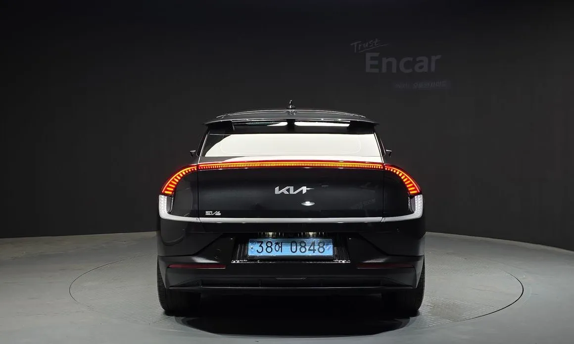 Kia EV6 2023 из KR, фото 3