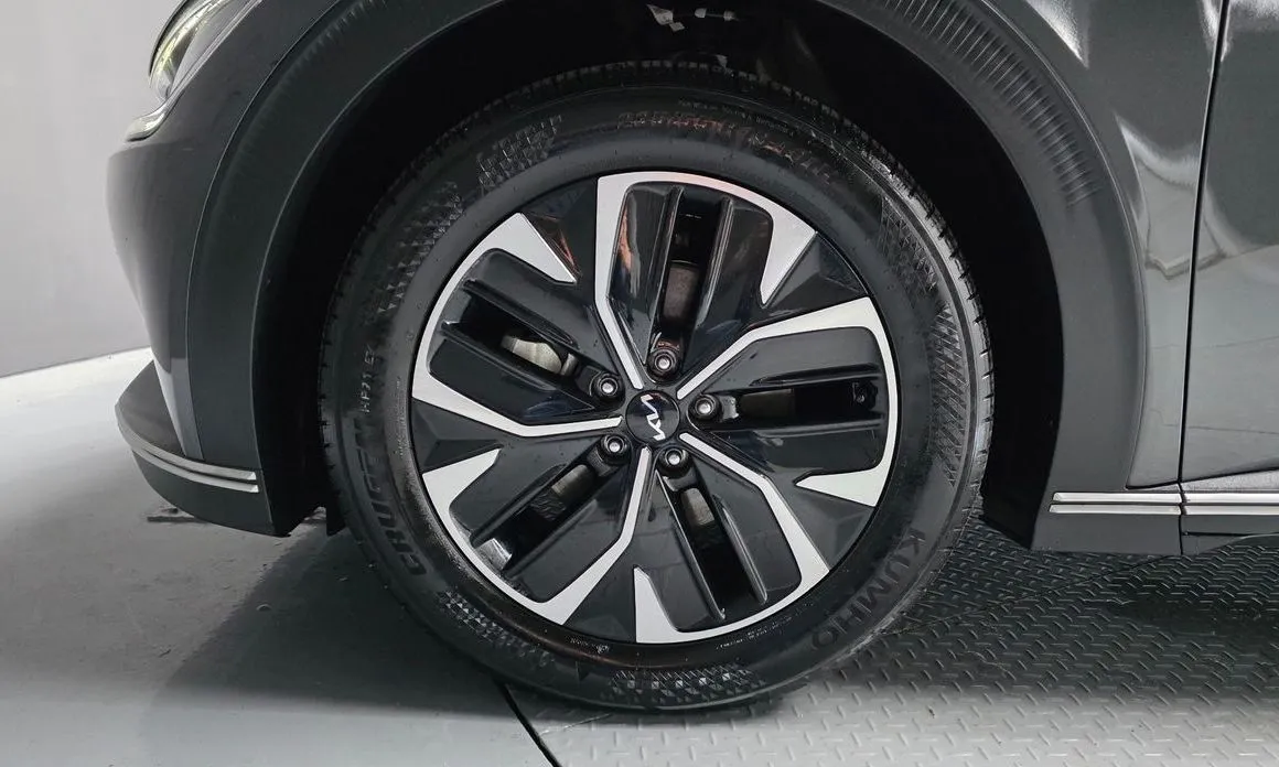Kia EV6 2023 из KR, фото 6