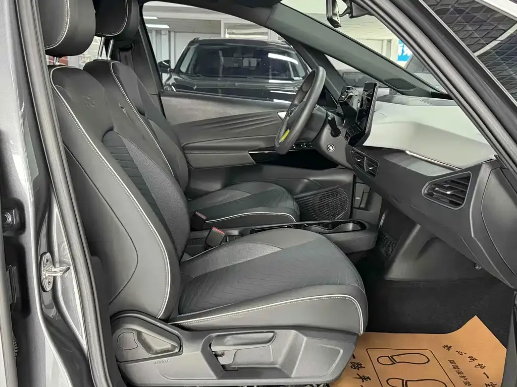 Volkswagen ID.3 2023 из CN, фото 4