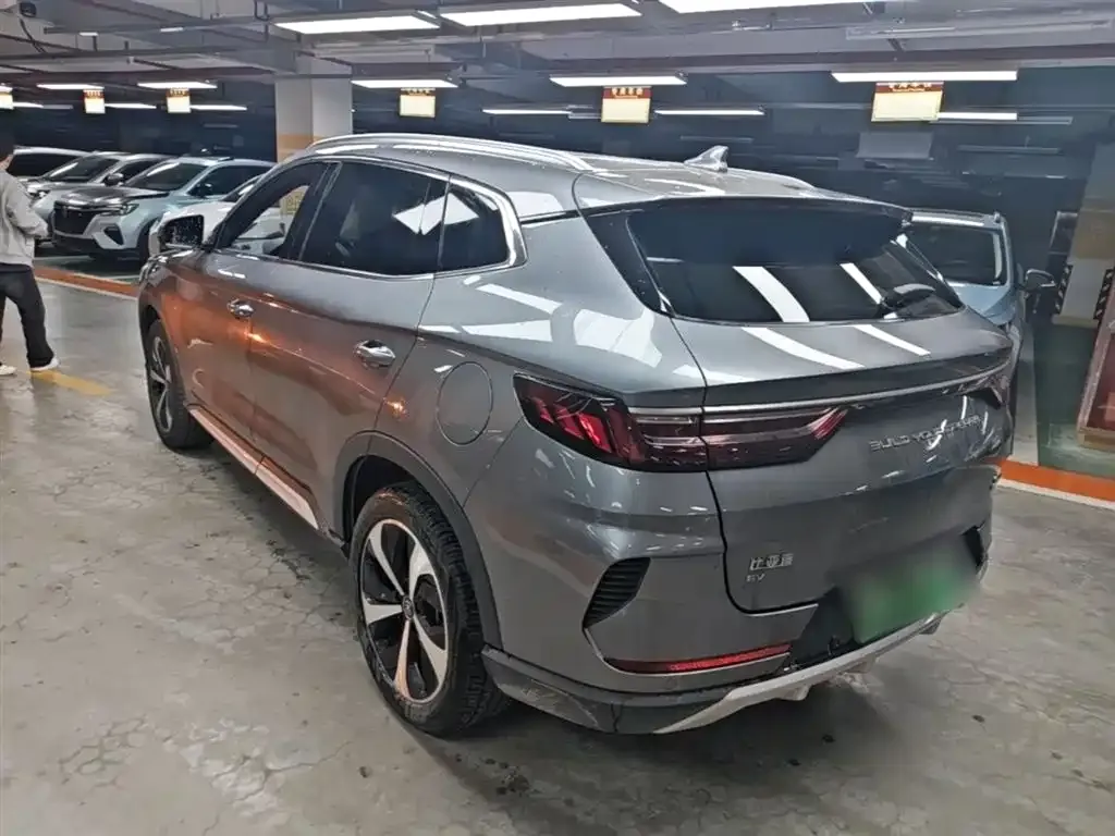 BYD PLUS New Energy — фото 10