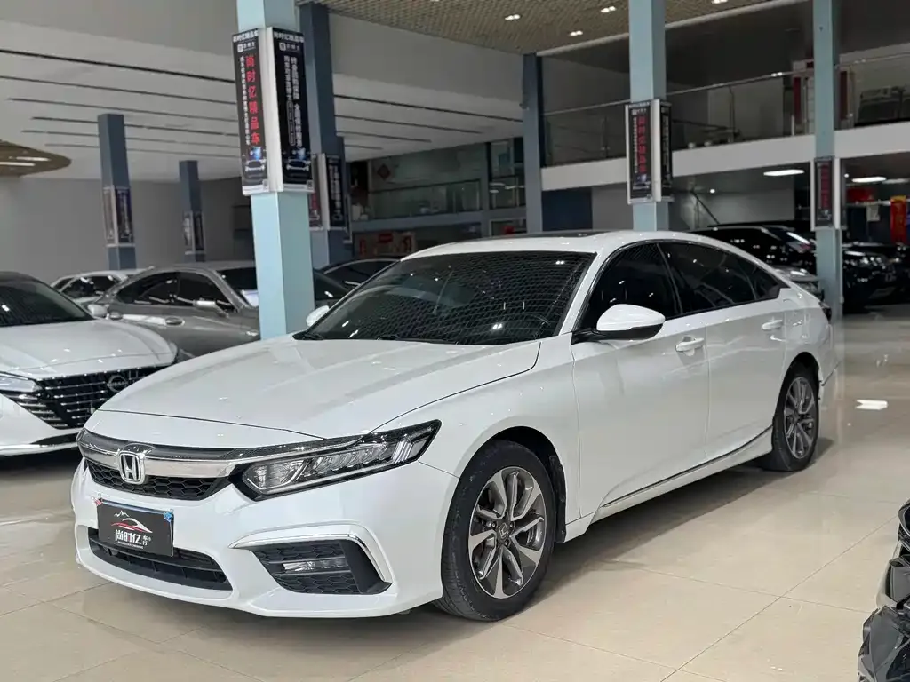 Honda Inspire — фото 1