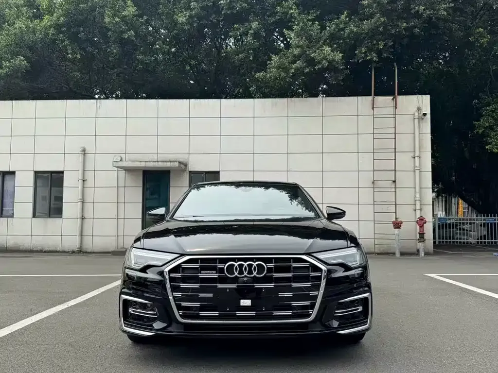 Audi A6L — фото 8