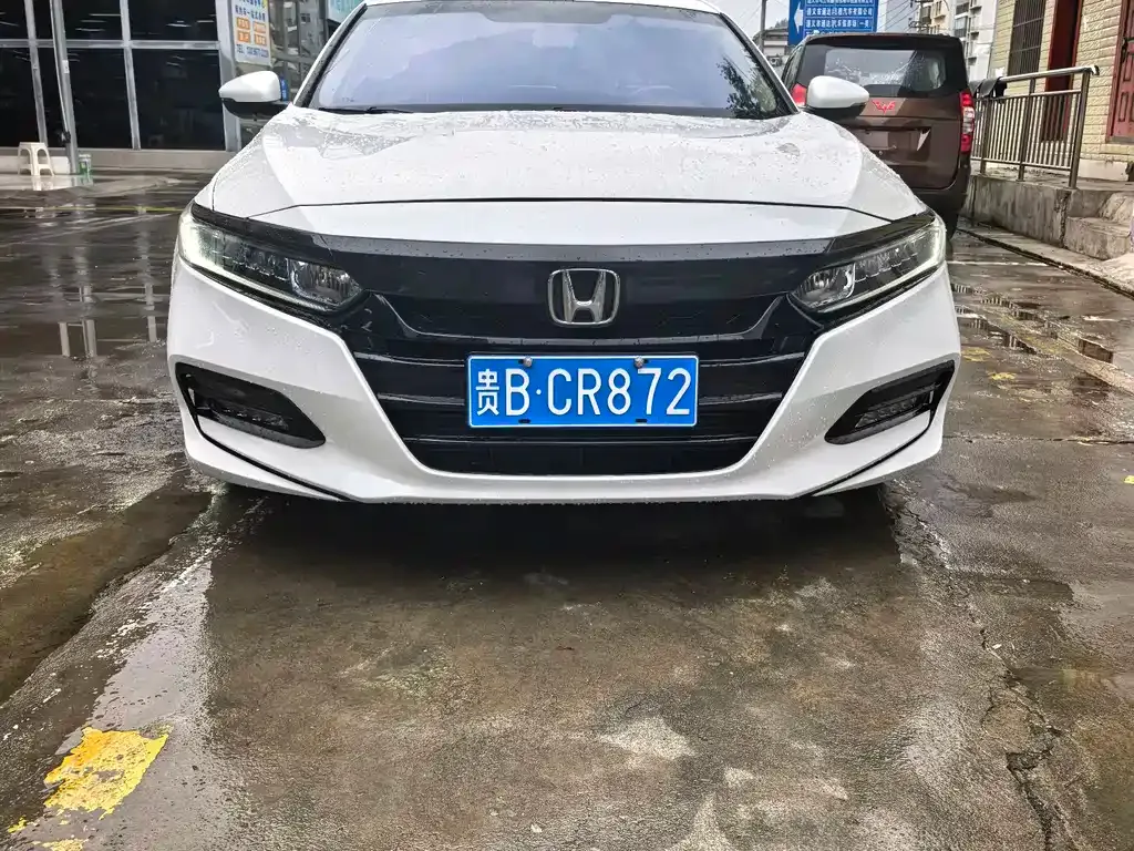 Honda Accord — фото 3