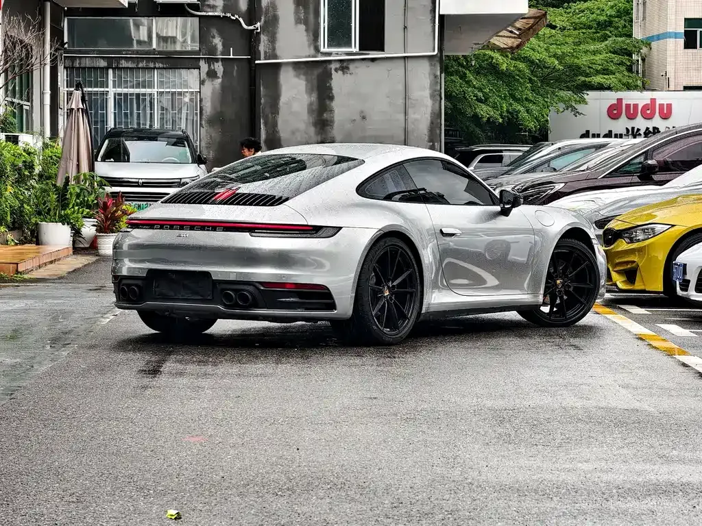 Porsche 911 2021 из CN, фото 8