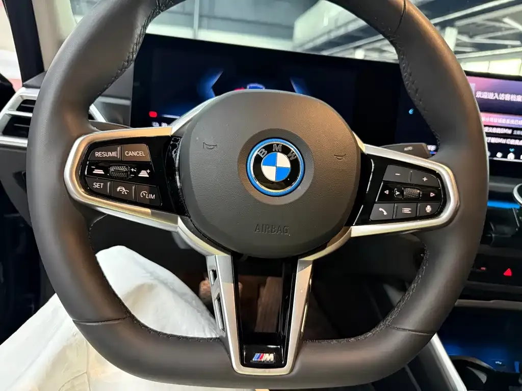 BMW i3 — фото 5