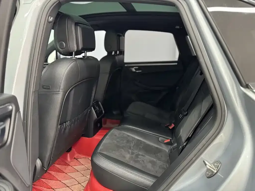 Porsche Macan 2022 из CN, фото 7