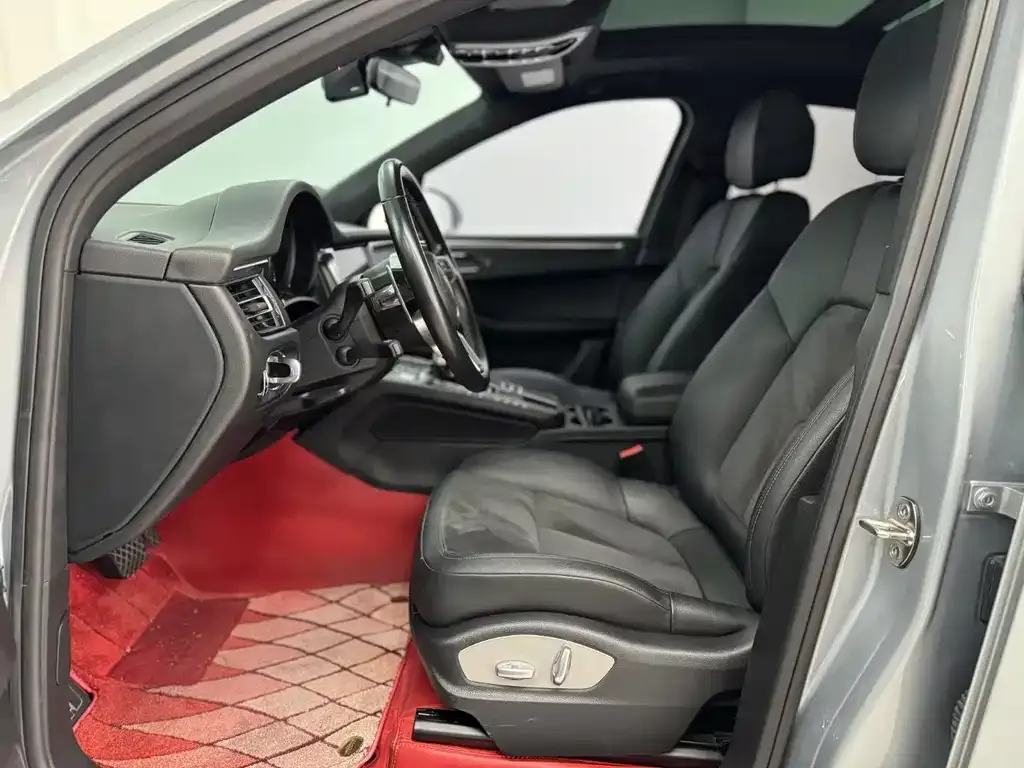 Porsche Macan 2022 из CN, фото 8