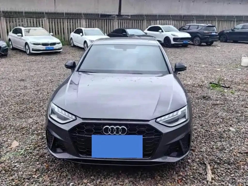 Audi A4L 2023 из CN, фото 2
