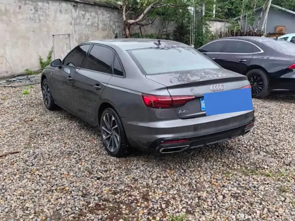 Audi A4L 2023 из CN, фото 9