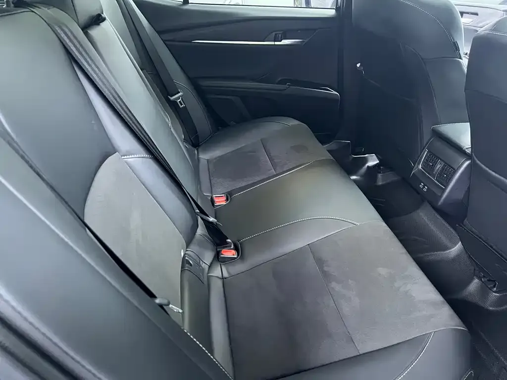 Toyota Camry 2025 из CN, фото 6