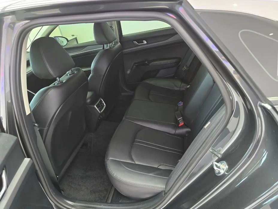 Kia K5 2023 из KR, фото 6