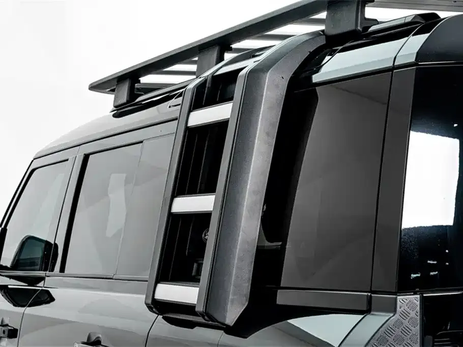 Land Rover Defender — фото 2