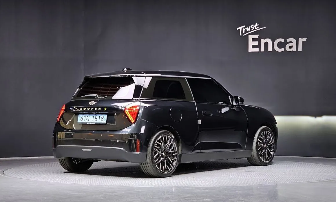 Mini Cooper 2024 из KR, фото 6