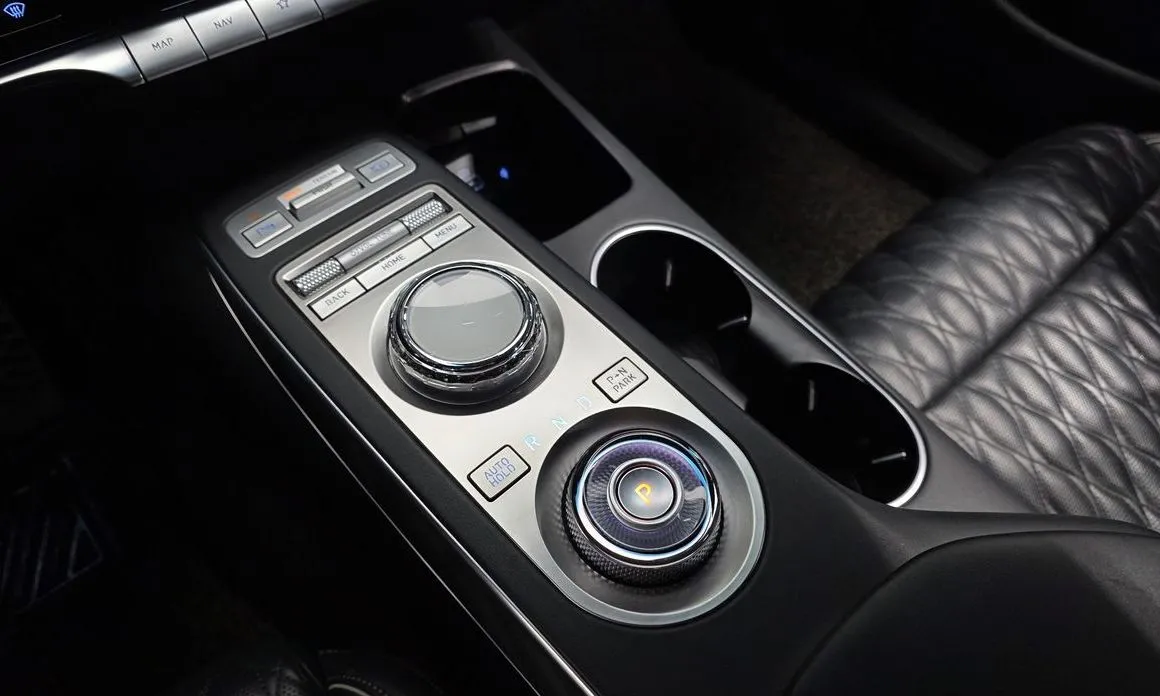 Genesis GV70 2023 из KR, фото 4