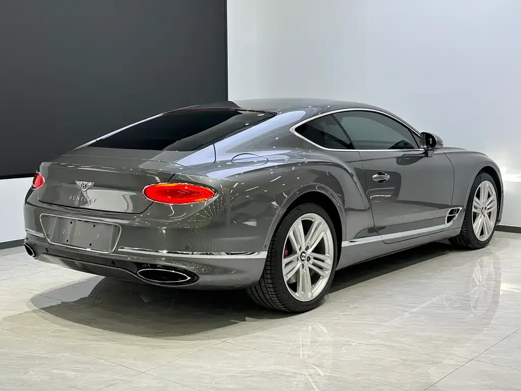 Bentley Continental 2021 из CN, фото 6