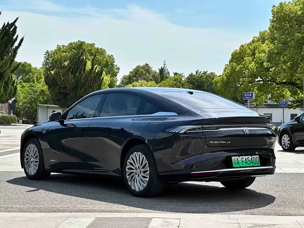 Buick Electra L7 2025 из CN, фото 9