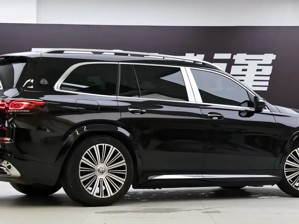 Mercedes-Benz GLS — фото 7