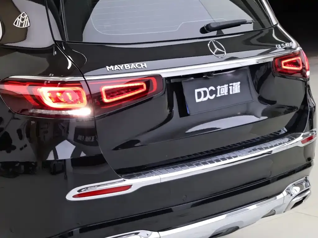 Mercedes-Benz GLS — фото 6