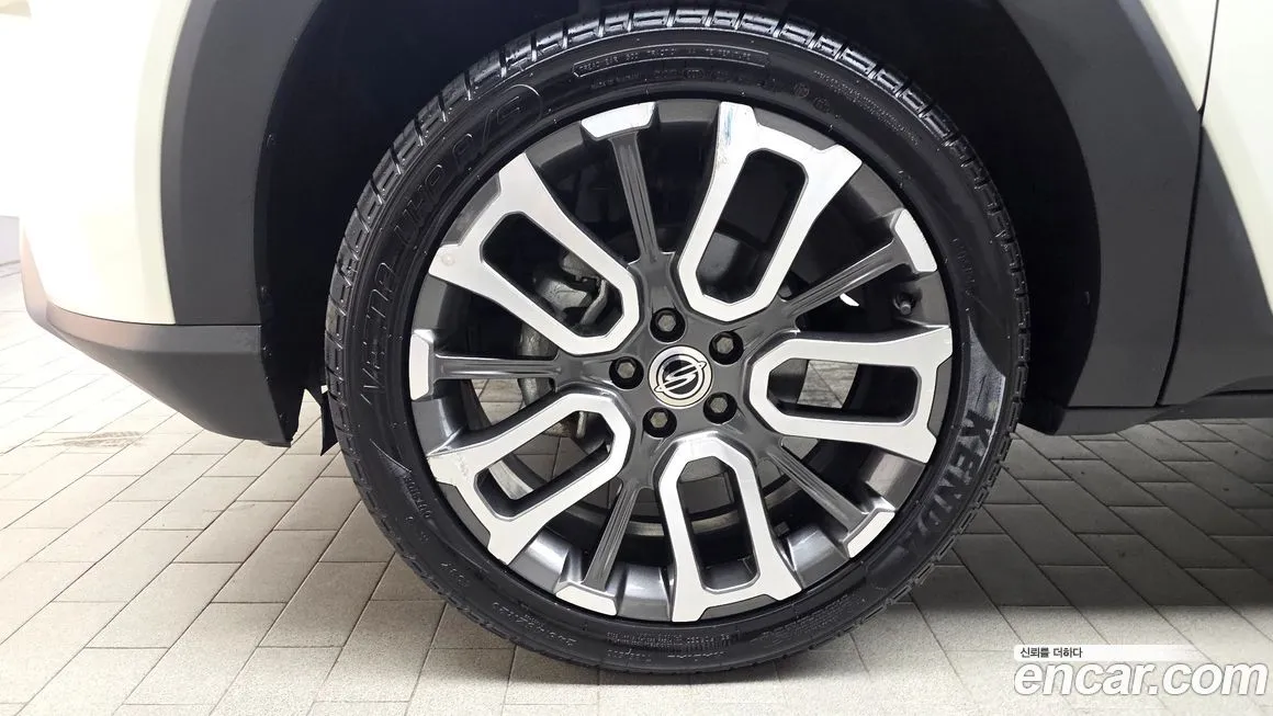 KG Mobility (Ssangyong) Torres — фото 10