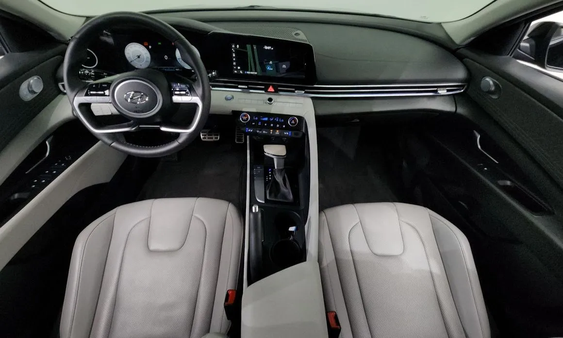 Hyundai AVANTE 2023 из KR, фото 7