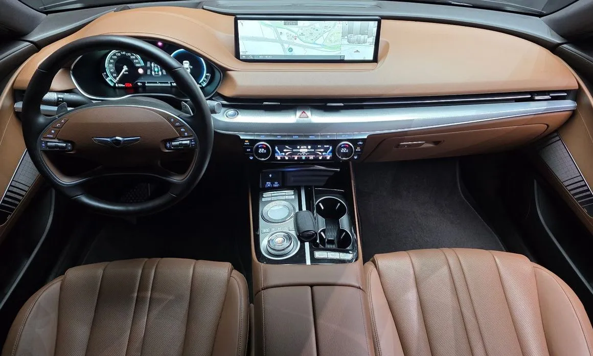 Genesis G80 — фото 10