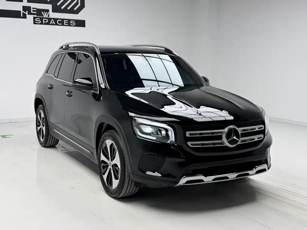 Mercedes-Benz GLB — фото 4