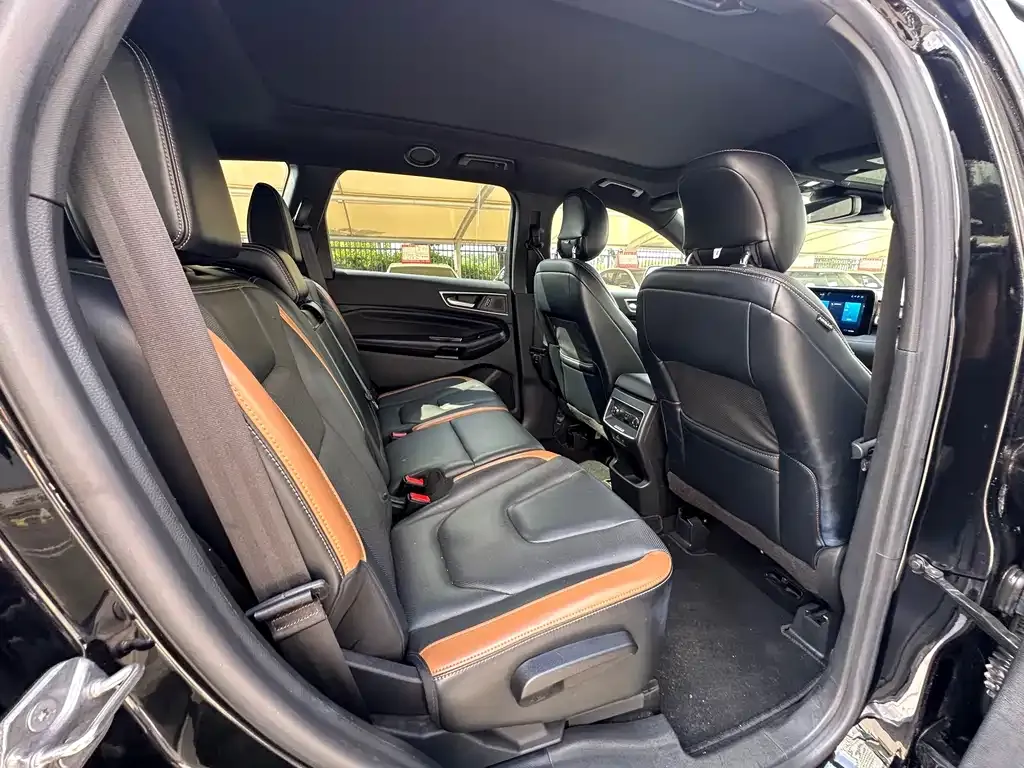 Ford Edge — фото 2