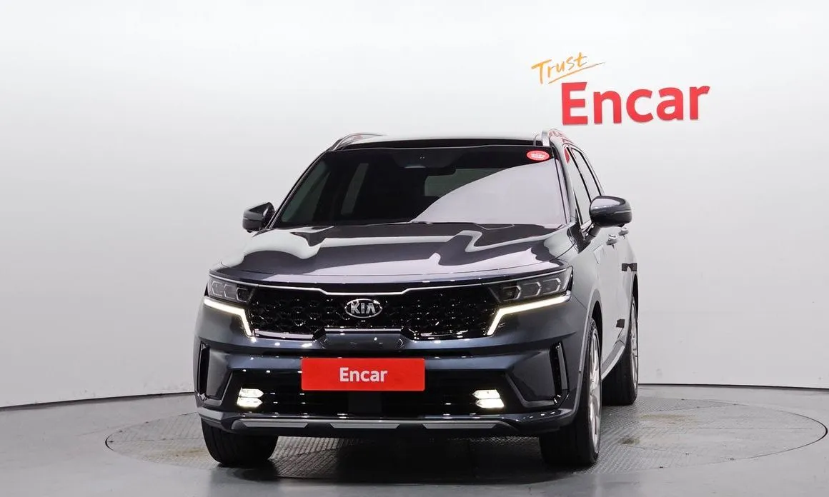 Kia Sorento — фото 5