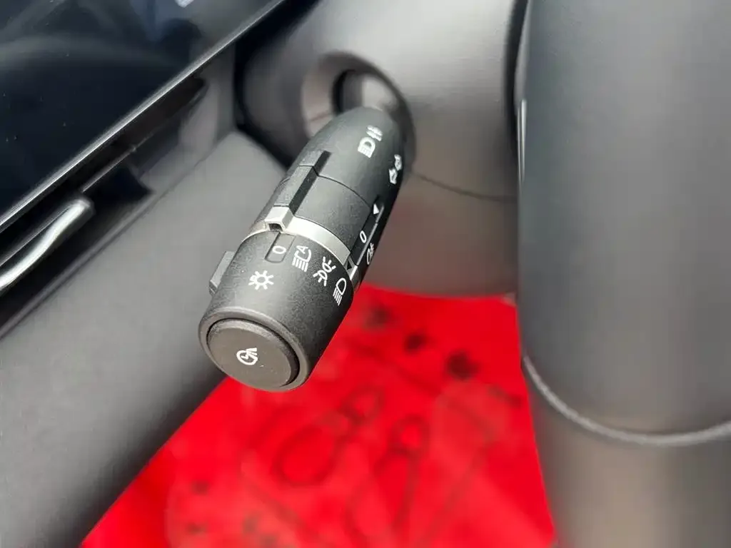 BYD Seal — фото 2